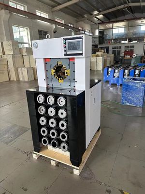 3 بوصة ضغط مرتفع خرطوم محطم آلة قوة رقيقة جدا 1500T 220V / 380V / 415V / 440V