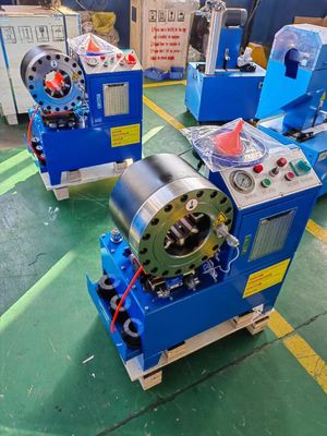 245 كيلوغرام DX68 أنابيب المكسرة آلة مع فتح أقصى 114mm و حجم الخروج من مضخة 2.5L