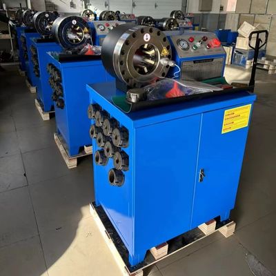 مصدر الطاقة الكهربائية مطاط أنابيب المكسرات آلة 6 - 51mm المكسرات مجموعة خيارات الجهد