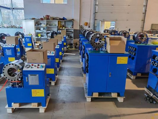 سعر جيد 860*640*1300 ملم آلة حفر أنابيب المطاط الكهربائية سهلة التحكم الانترنت