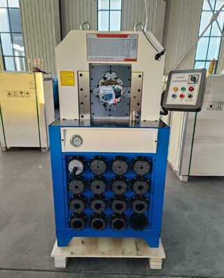 آلة تجعيد خراطيم هيدروليكية بتحكم بزر 3 بوصة 6-76 مم مع 15 قالبًا قابلاً للتبديل للضغط الفعال للخراطيم