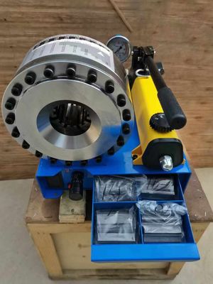 سعر جيد 1 بوصة 6-25mm 1/4 إلى 1 بوصة المحمولة اليدوية خرطوم محطم آلة 10pcs / H مركبة خرطوم الارتباط محطم الانترنت