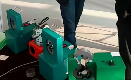 900 واط 3/4 بوصة 220 واط آلة تشغيل الأنابيب مع التحكم في الشاشة