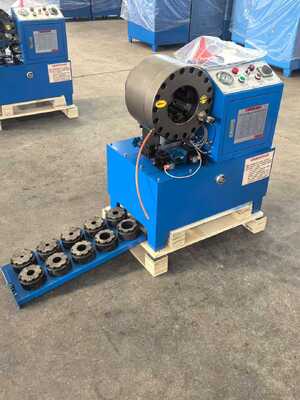 آلة تحريك الأنابيب الهيدروليكية المتنقلة مع 2.5L / 5L / 10L حجم الإخراج و 220v / 240v / 380v / 415v خيارات الجهد