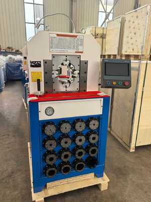 3 بوصة الهيدروليكية خرطوم محطم آلة مع نظام التحكم في PLC 6-76mm مساحة محطم و 15 المقاييس قابلة للتبادل