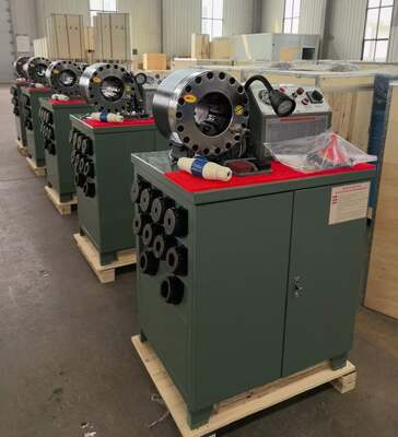 سعر جيد 2 بوصة 600T خدمة OEM المطاط خرطوم العقص آلة أعلى نموذج اللون الأخضر 220 فولت / 380 فولت الجهد الكهربائي Apecial الجهد مع نطاق 6-51mm و 10 يموت قابلة للتبديل الانترنت